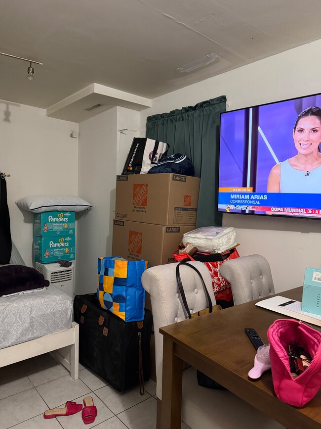 Photo - 3130 68th St Unit Studio Apartment Woodside