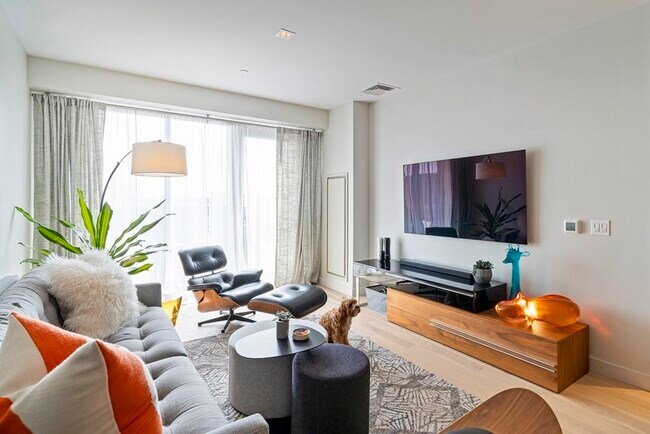 Photo - 375 Canal St Unit 906