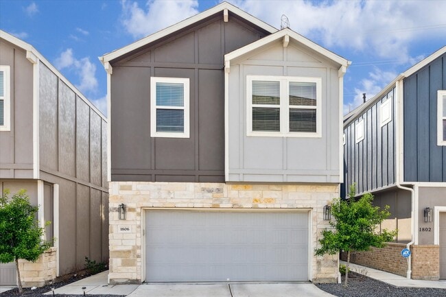 Building Photo - 1806 La Magnolia Dr Rental
