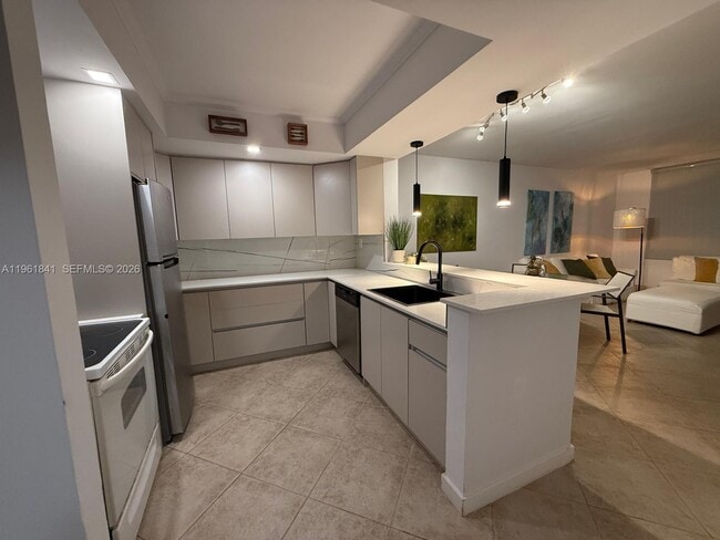 Photo - 2815 NE 201st Terrace Unidad L107