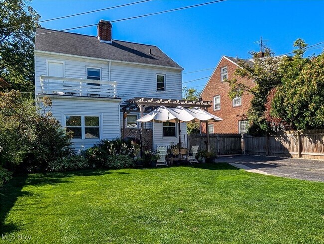 Photo - 4117 Silsby Rd