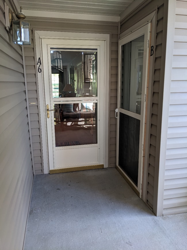 Photo - 180 W Rockford Dr Unit H6