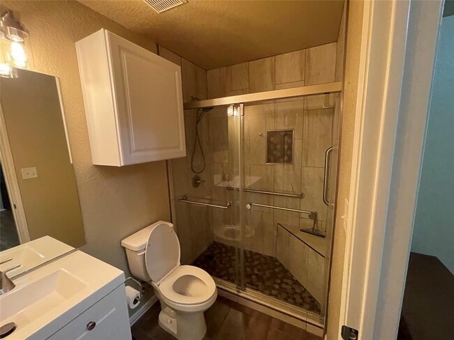106 Prairie Springs Ln