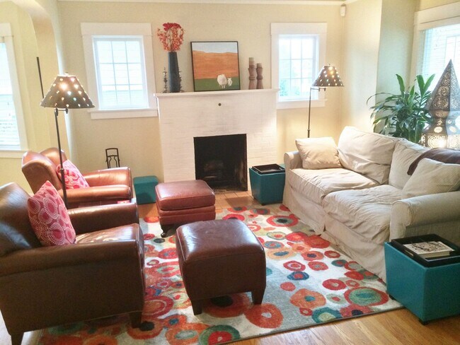 Photo - 4bd/2.5ba Seattle House