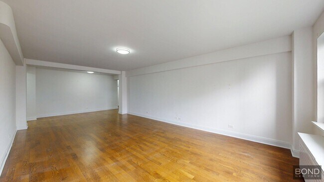 Photo - 20 Beekman Pl Apartment Unit 7B