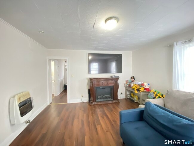 Photo - 70 Woodbine St Unit 2