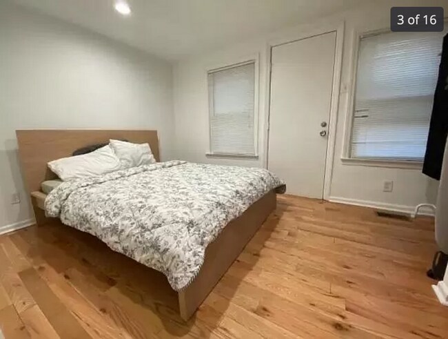 Photo - 2216 Summer St Unit 1