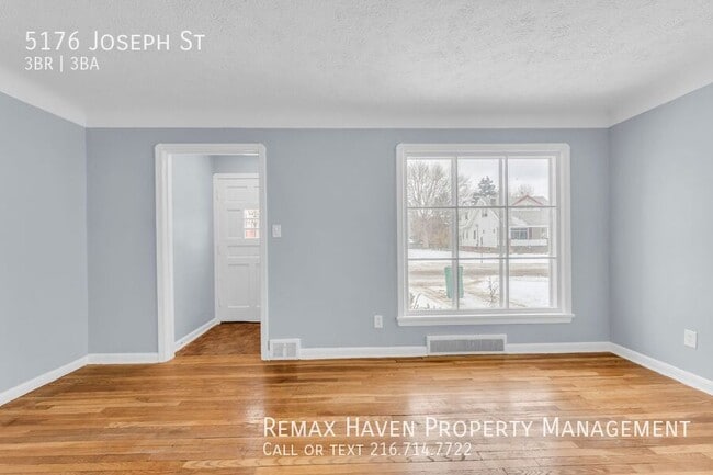 Photo - 5176 Joseph St