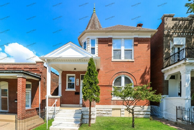 Building Photo - 2709 Keokuk St Rental