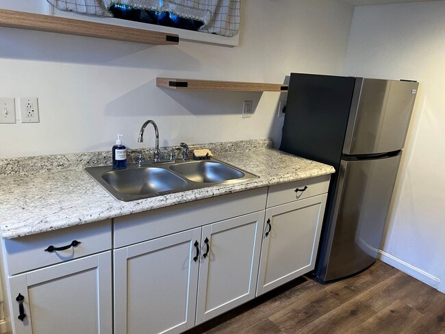 Photo - 236 Oak Terrace Unit 1