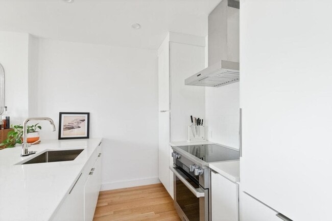 Photo - 75 Appleton St Unit 3