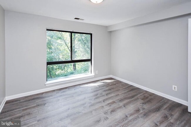 Photo - 1707 Gainesville St SE Unit 202