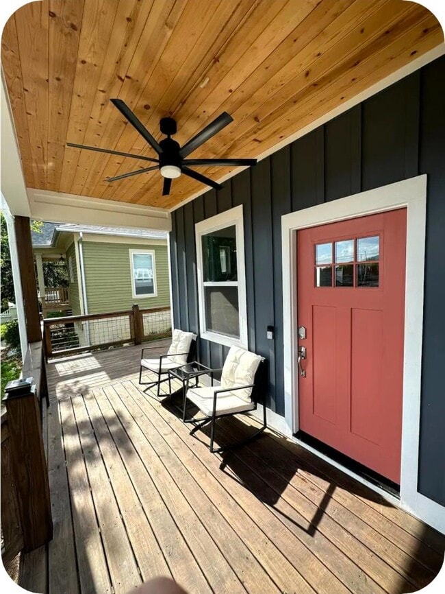 Photo - 511 W Bell Ave