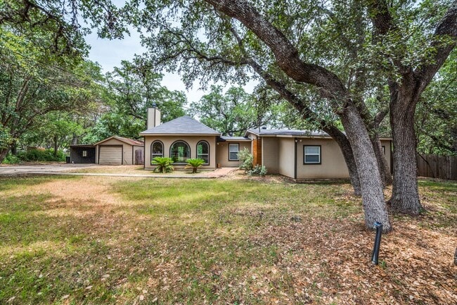 Photo - CASTLE HILLS FAMILY HOME