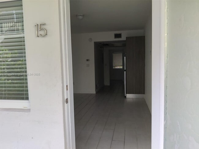 Photo - 740 Meridian Ave Unit 15