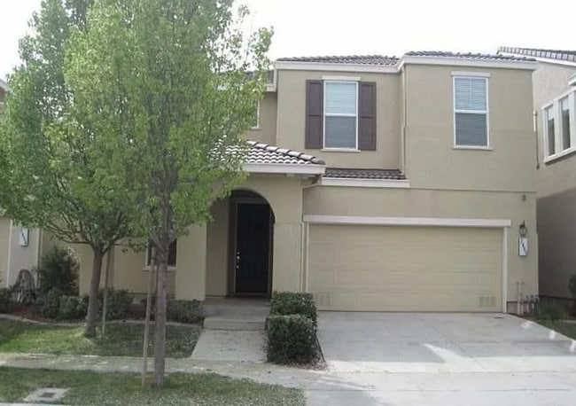Building Photo - IMMACULATE NATOMAS 4/3 plus office!  Pleas... Rental