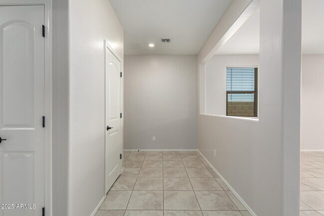 Photo - 9551 Silo Cir