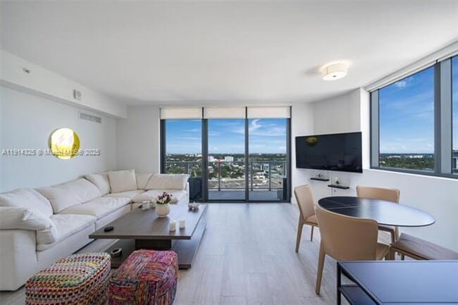 Photo - 121 NE 34th St Unit 121 NE 34th St 2109