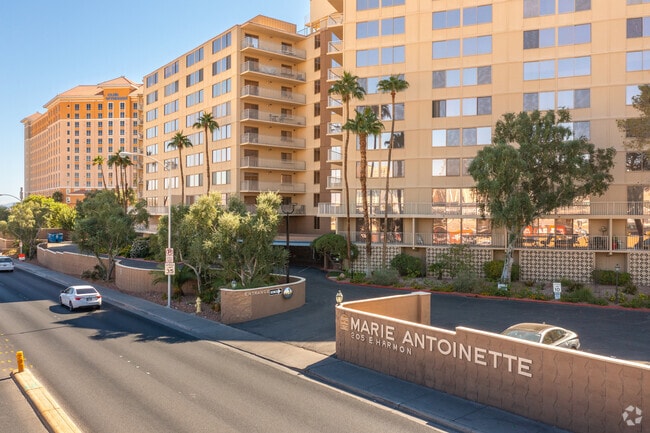 Photo - Marie Antoinette Condominiums