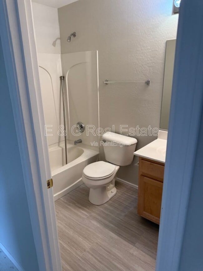 Photo - 7042 W Mercer Ln