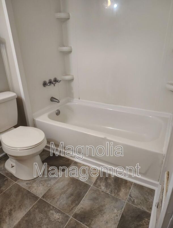 Photo - 359 Davis St