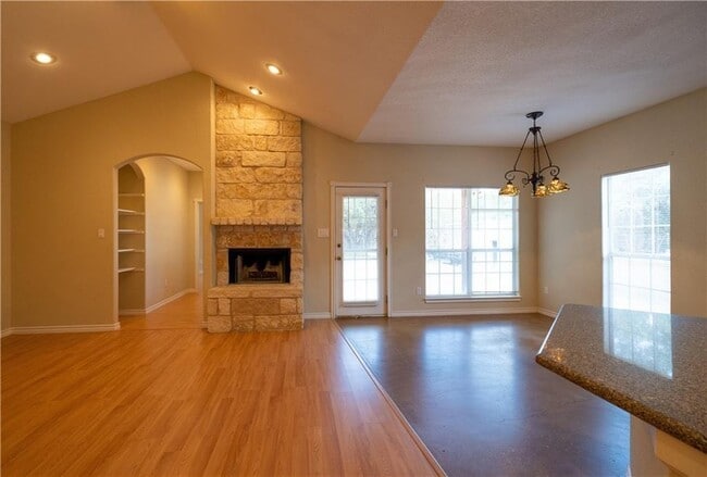 412 Cargill Dr