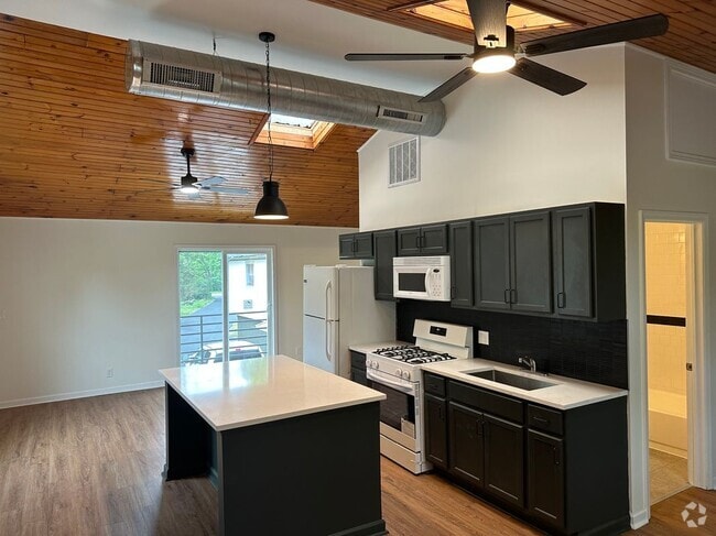 Building Photo - 22425 State St Rental
