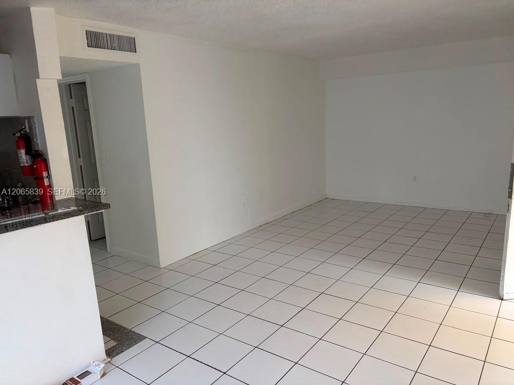 Photo - 2138 SW 6th St Unit 102