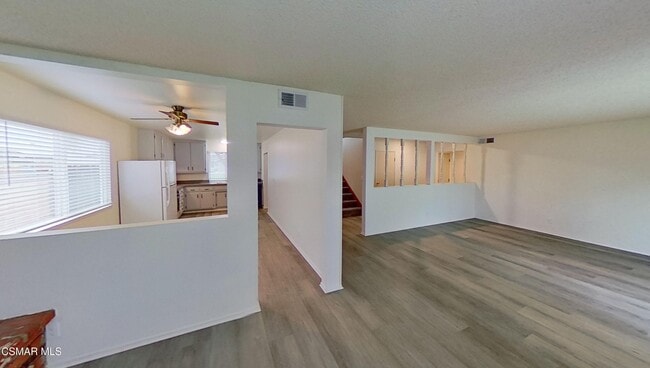 Photo - 577 Appleton Rd