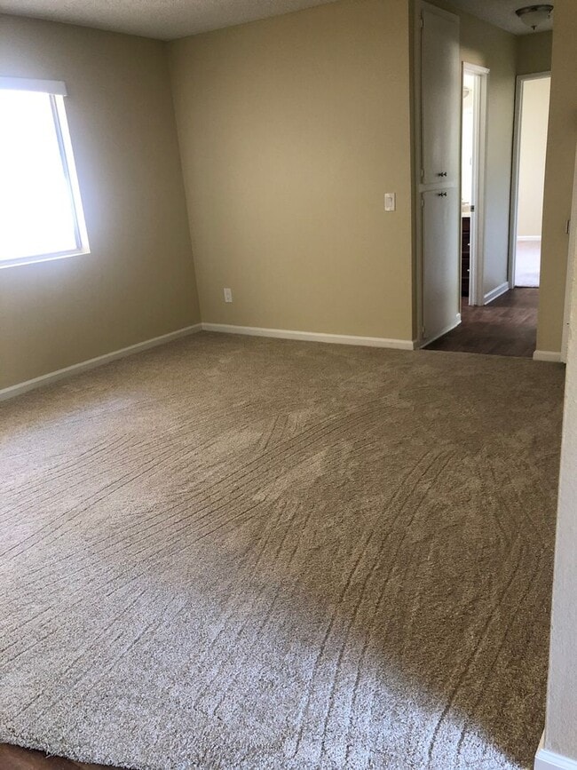 Photo - 2658 Farel St Unit 4