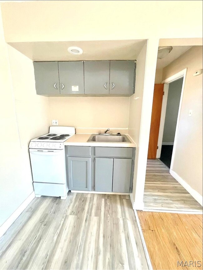 Photo - 9902 W Main St