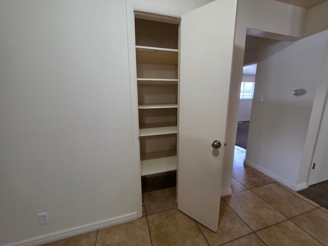 Photo - 305 W 1800 S Unidad Apt 6
