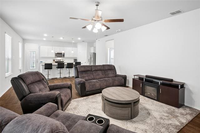 Photo - 517 Concho St