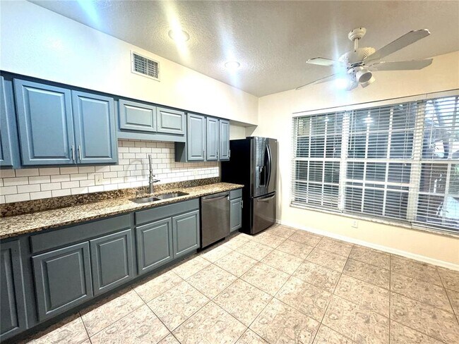 2800 Countryside Blvd