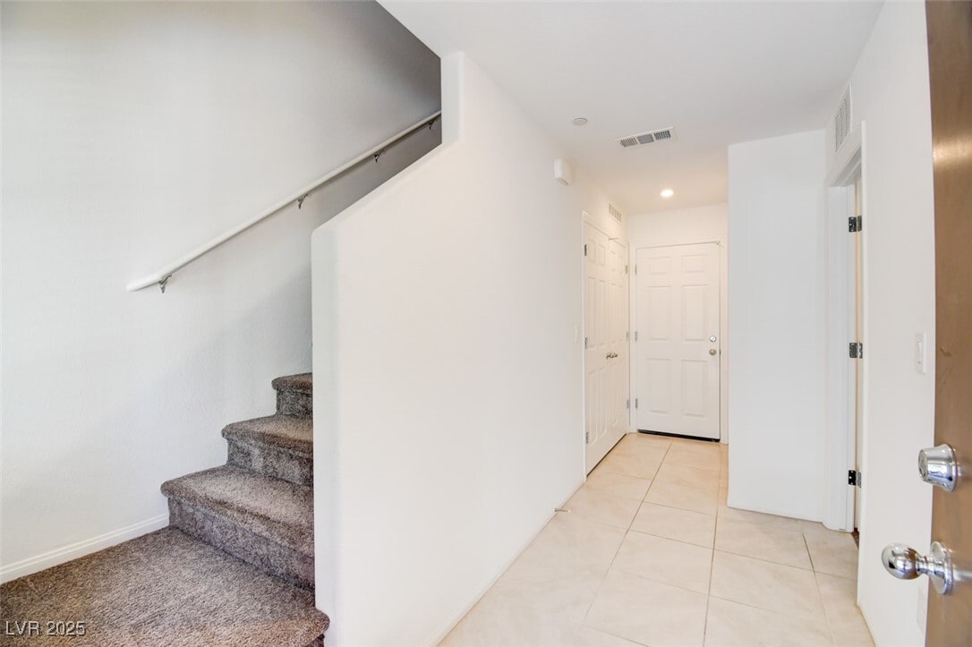 Photo - 664 Anemone Ln