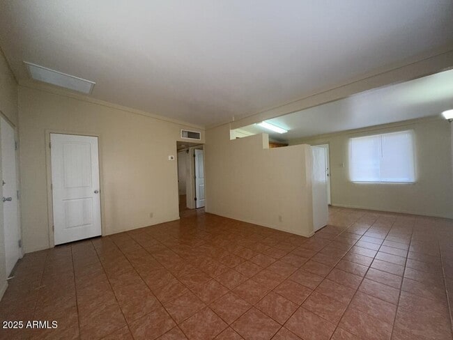Photo - 1800 E Fry Blvd Unidad 24