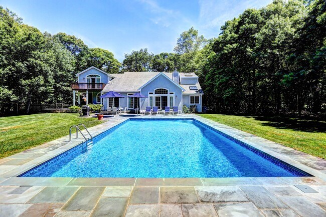 Building Photo - 14 Mountain Laurel Ln