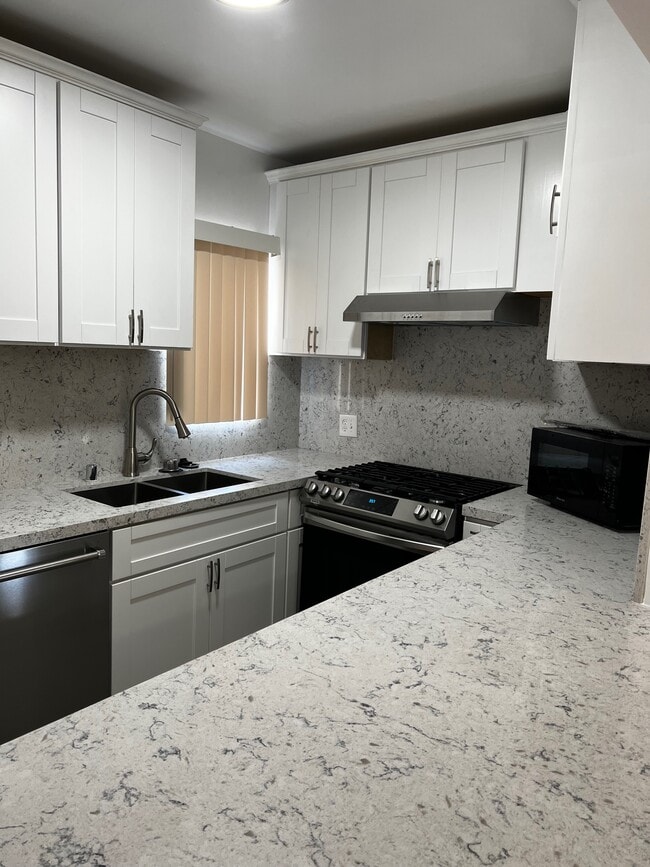 Photo - 4412-4412 Prospect Ave