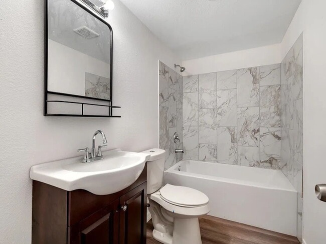 Photo - Affordable and Renovated 2/1!