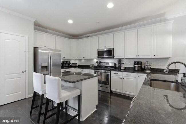 Photo - 7722 Dagny Wy