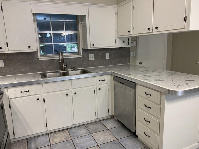 Photo - 12601 Pleasant View Dr