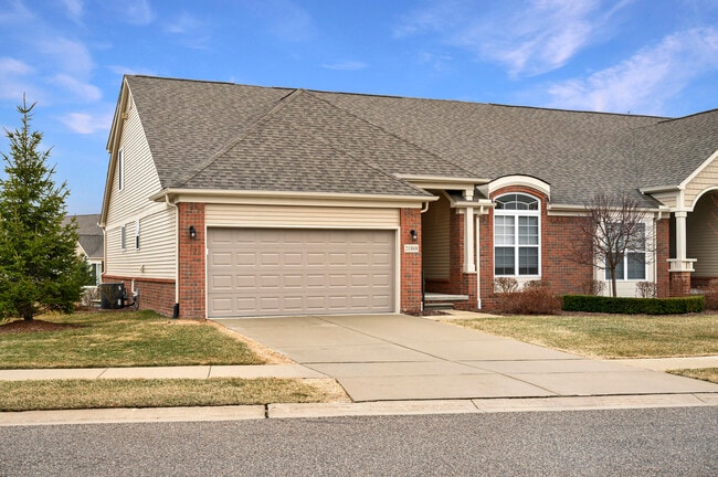 Photo - 21868 Kensett Dr