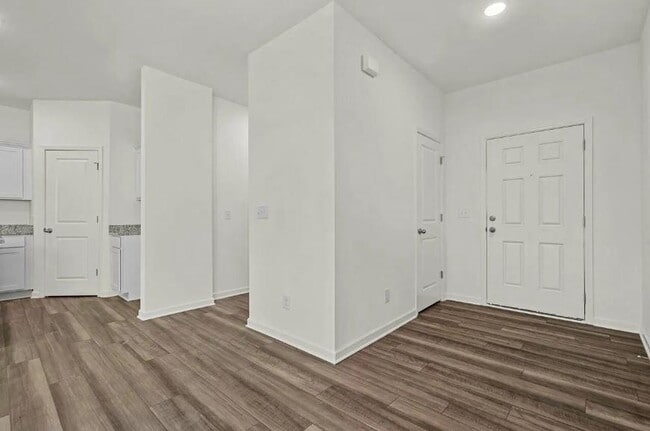 Photo - 316 Elijah St