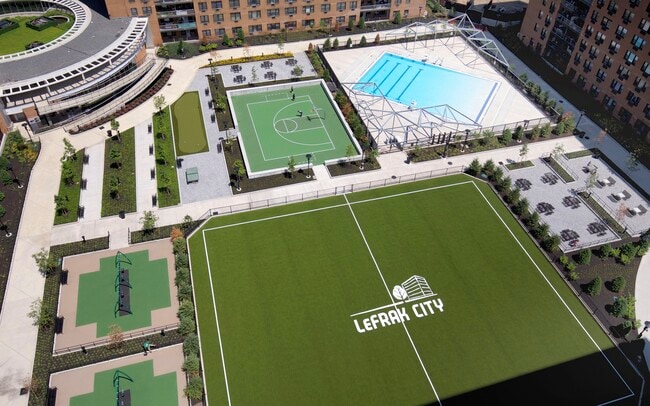 LeFrak City