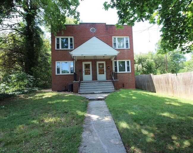 Photo - 231 N Muhlenberg St