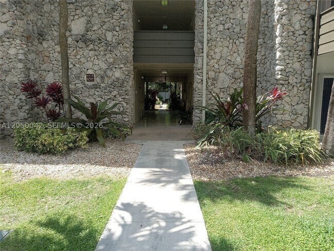 Photo - 8315 SW 72nd Ave Unit 303B
