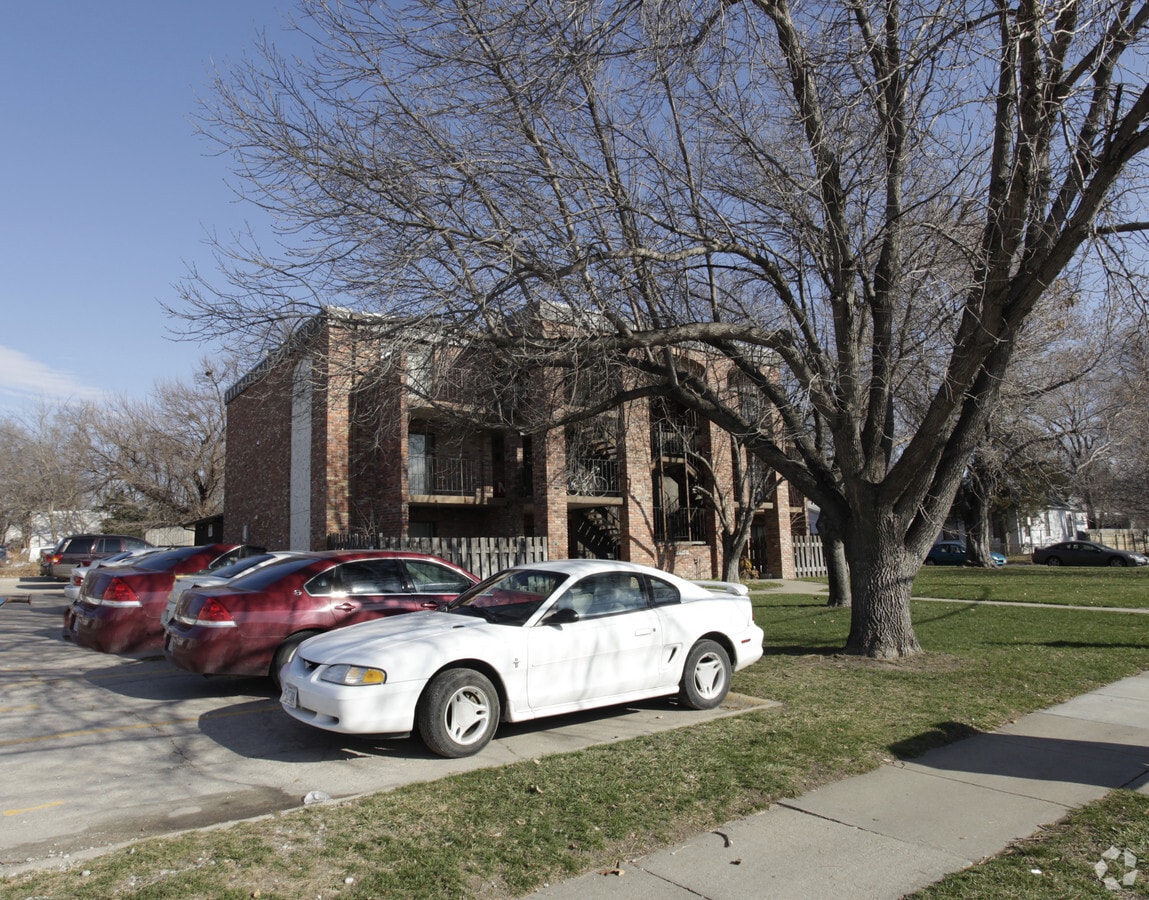 Photo - 1940 Dudley Street