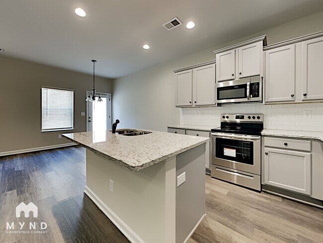 Photo - 6063 Oak Bend Ct