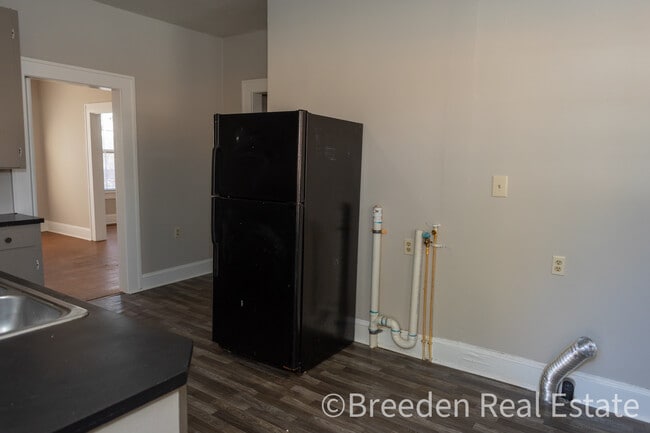 Photo - 702 W Union St