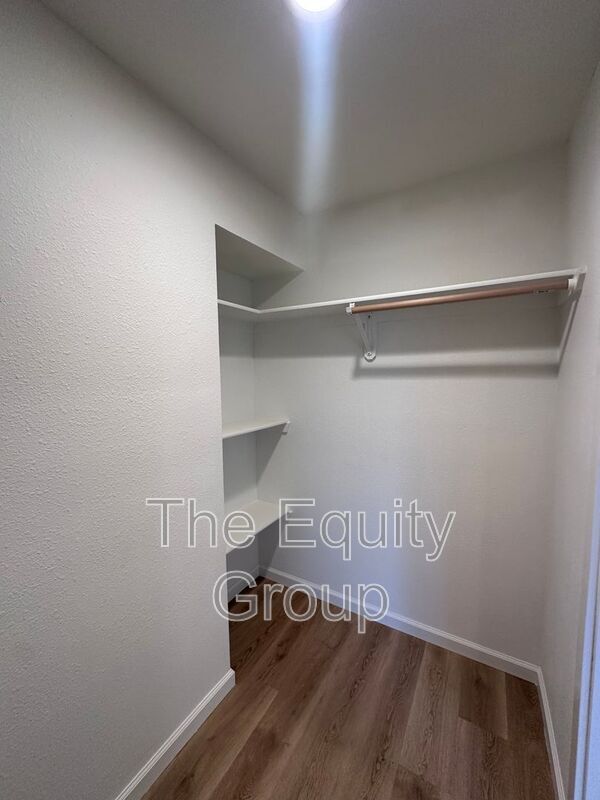 Photo - 145 N A St